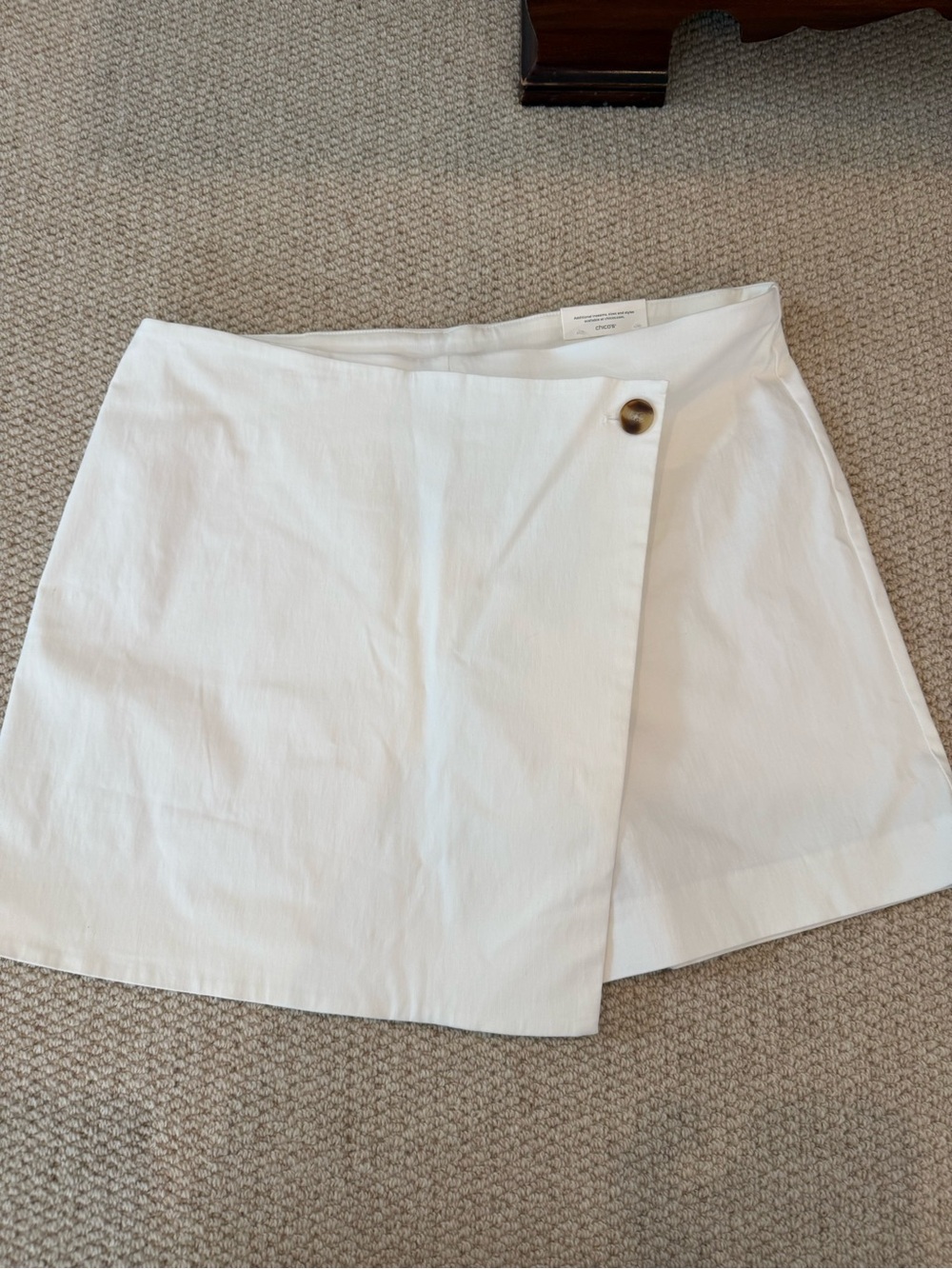 Chico's NWT Brigitte Pull-On Asymmetrical Wrap Skort Alabaster Size 16